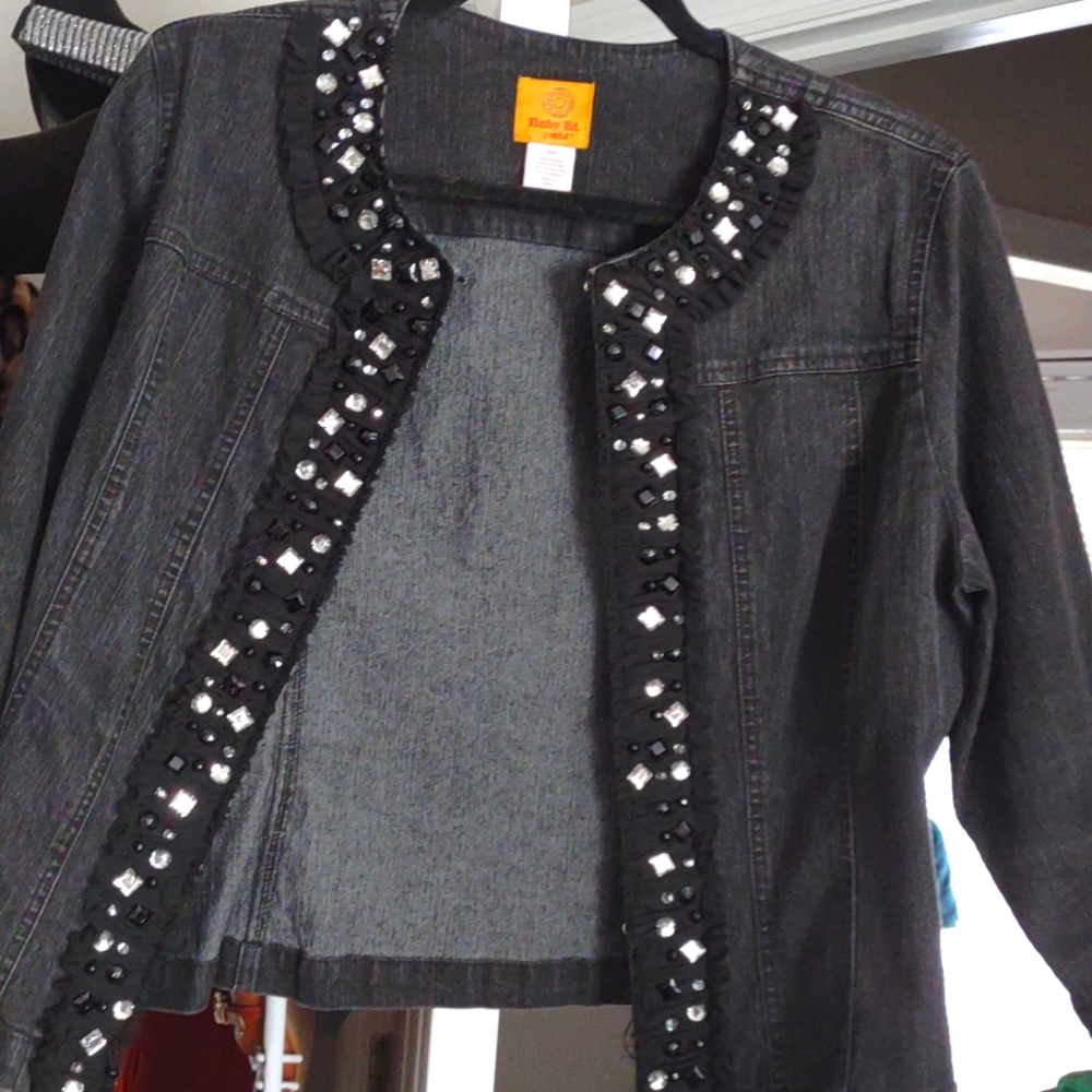 Embellished Short Waist Jacket*Black Blue Jean jacket